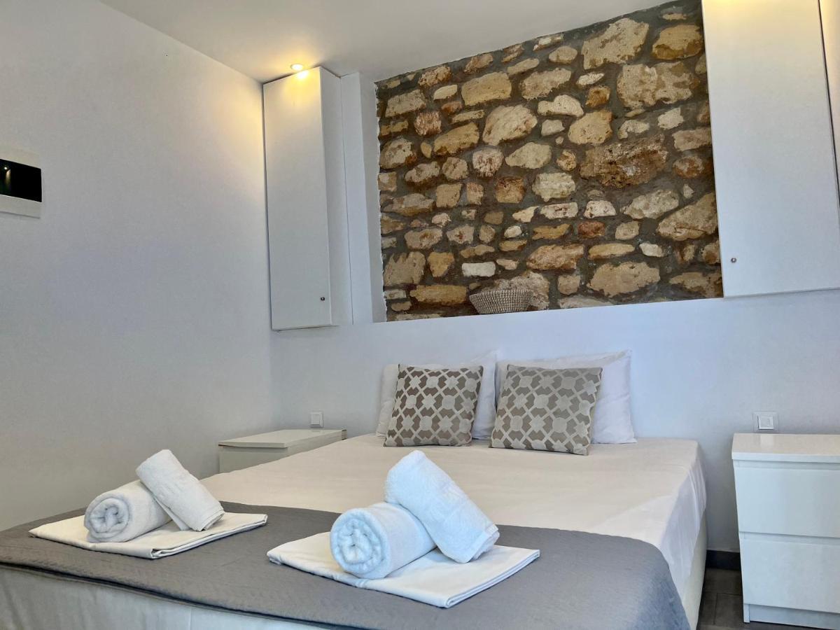 The Beach House - Apartments & Studios (Adults Only) Áfitosz Kültér fotó